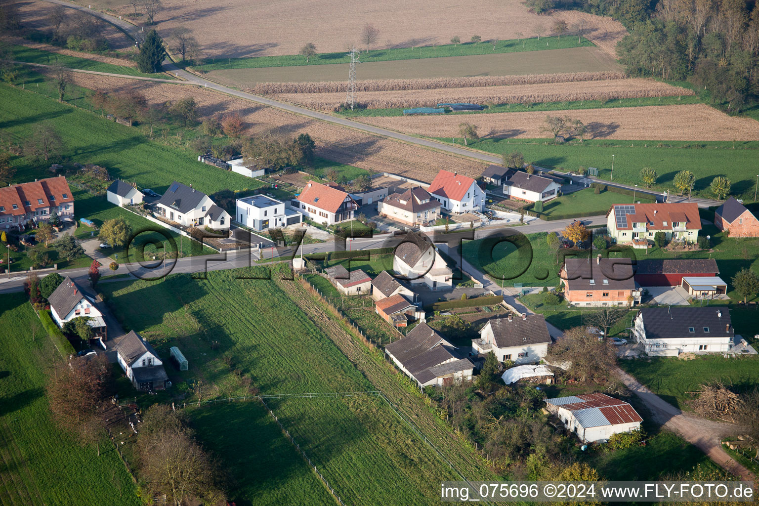 Vue oblique de Schaffhouse-près-Seltz dans le département Bas Rhin, France