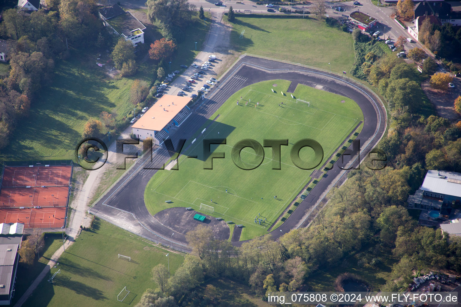 Vue aérienne de Champion de foot à Lauterbourg dans le département Bas Rhin, France