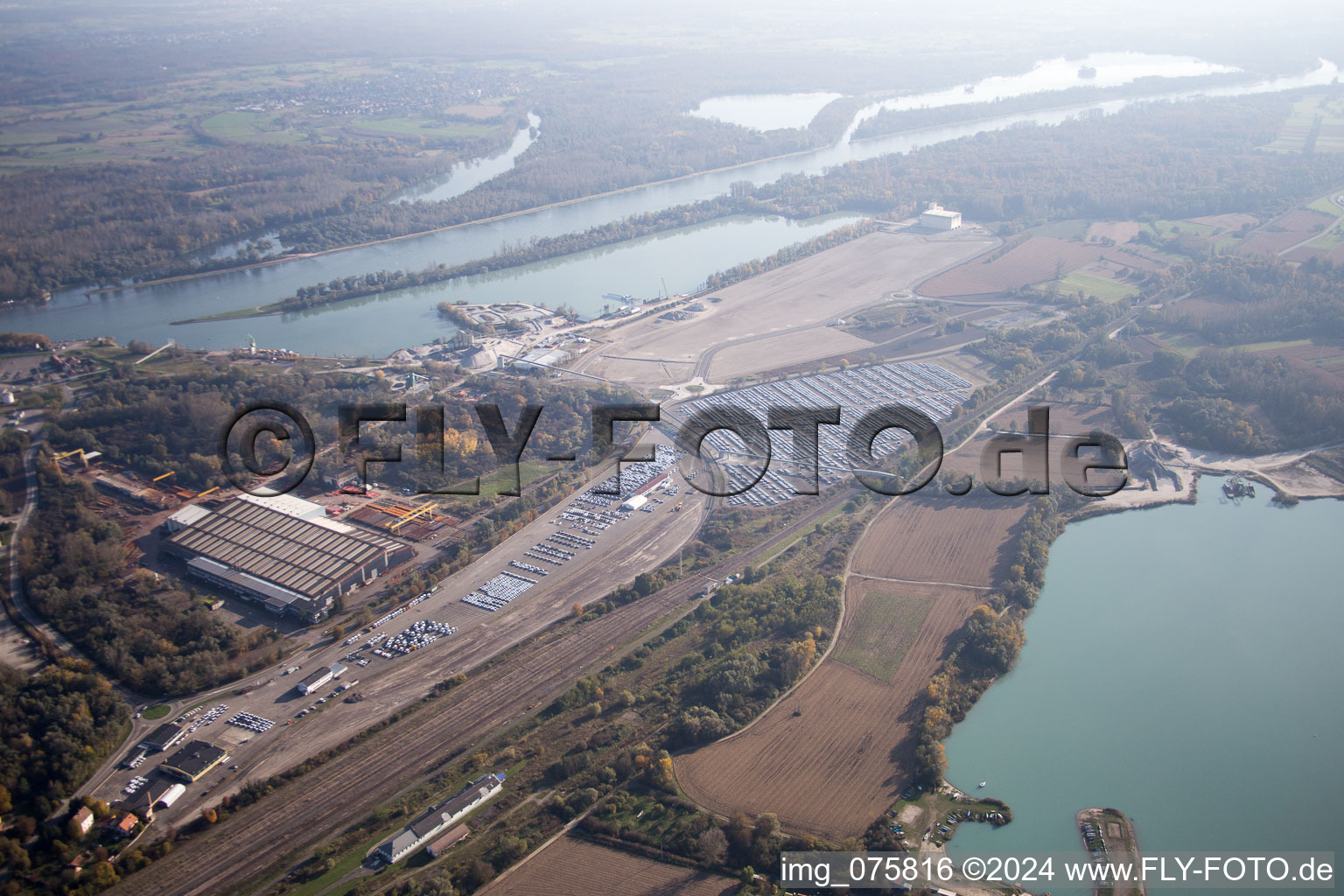 Vue aérienne de Lauterbourg dans le département Bas Rhin, France