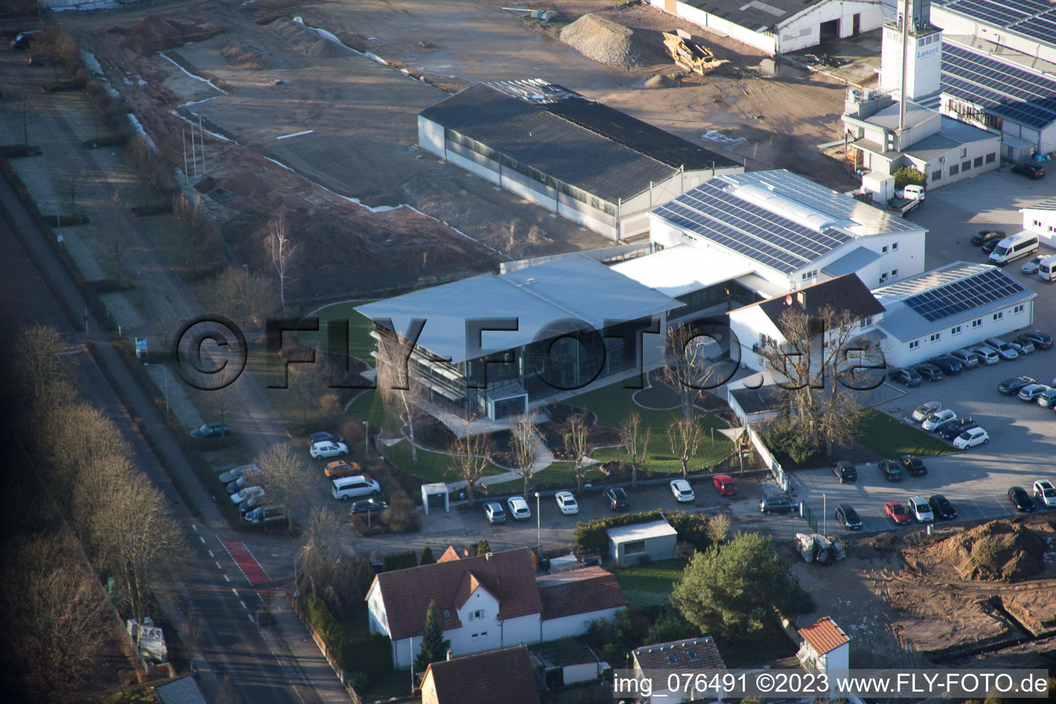 Vue oblique de Quartier Herxheim in Herxheim bei Landau dans le département Rhénanie-Palatinat, Allemagne