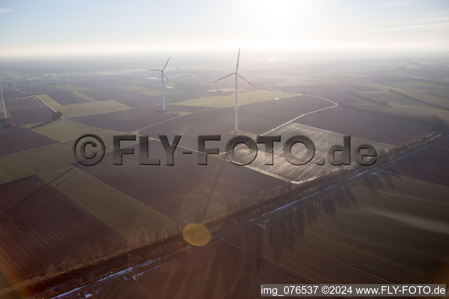 Minfeld dans le département Rhénanie-Palatinat, Allemagne vue du ciel