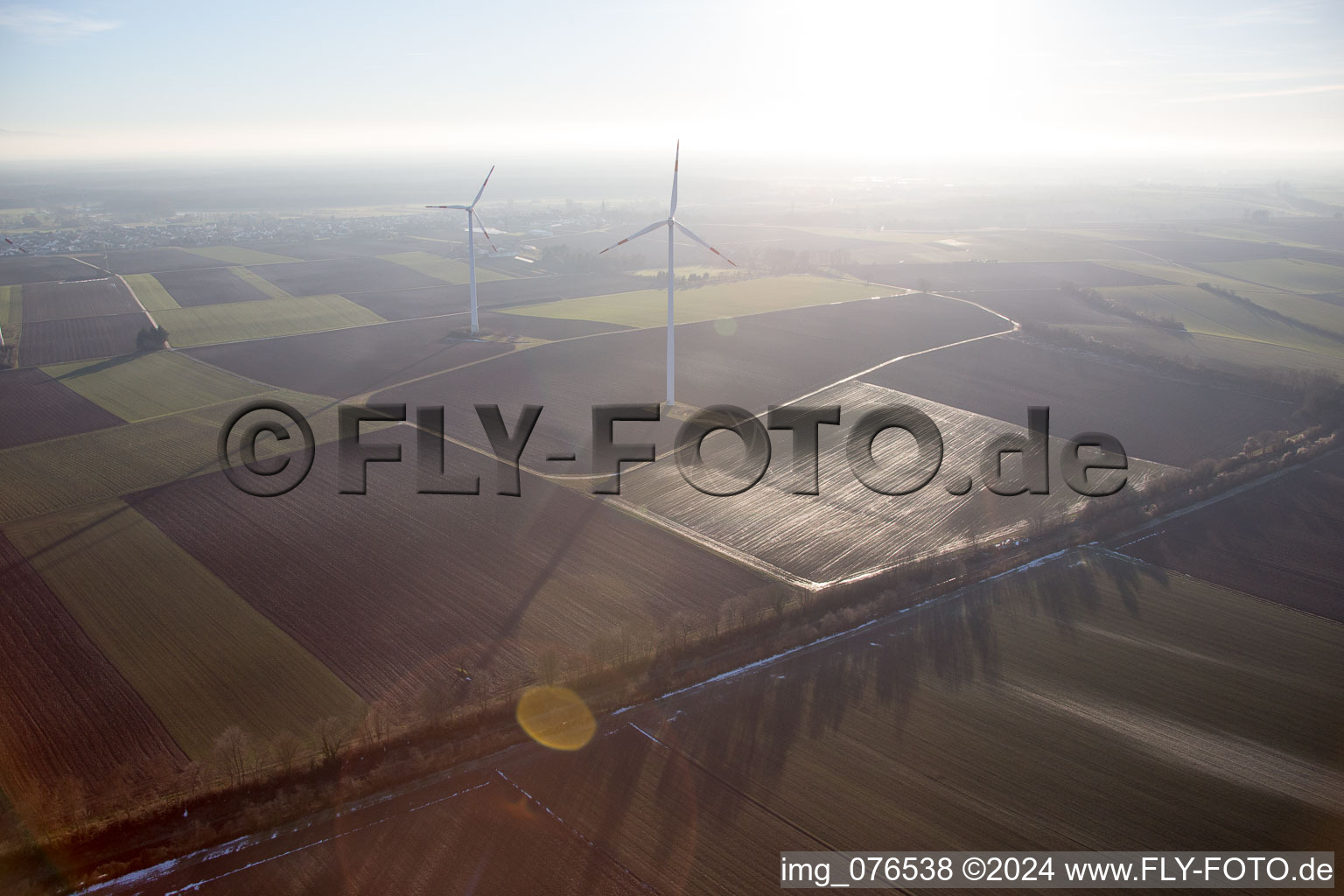 Enregistrement par drone de Minfeld dans le département Rhénanie-Palatinat, Allemagne