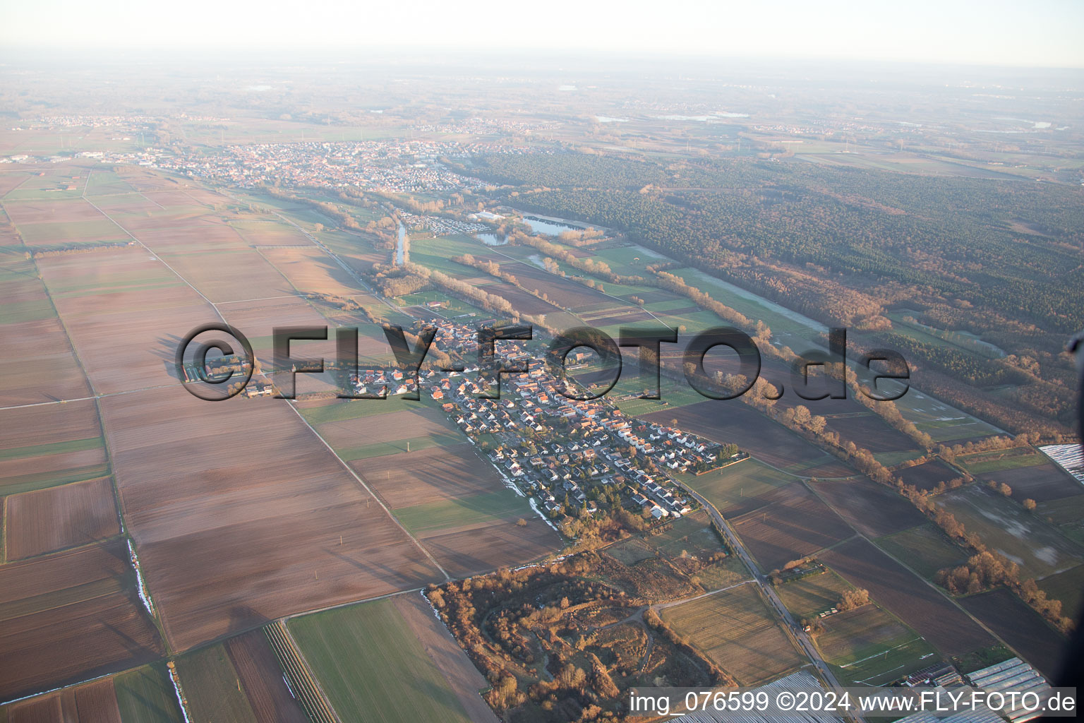 Herxheimweyher dans le département Rhénanie-Palatinat, Allemagne vue d'en haut