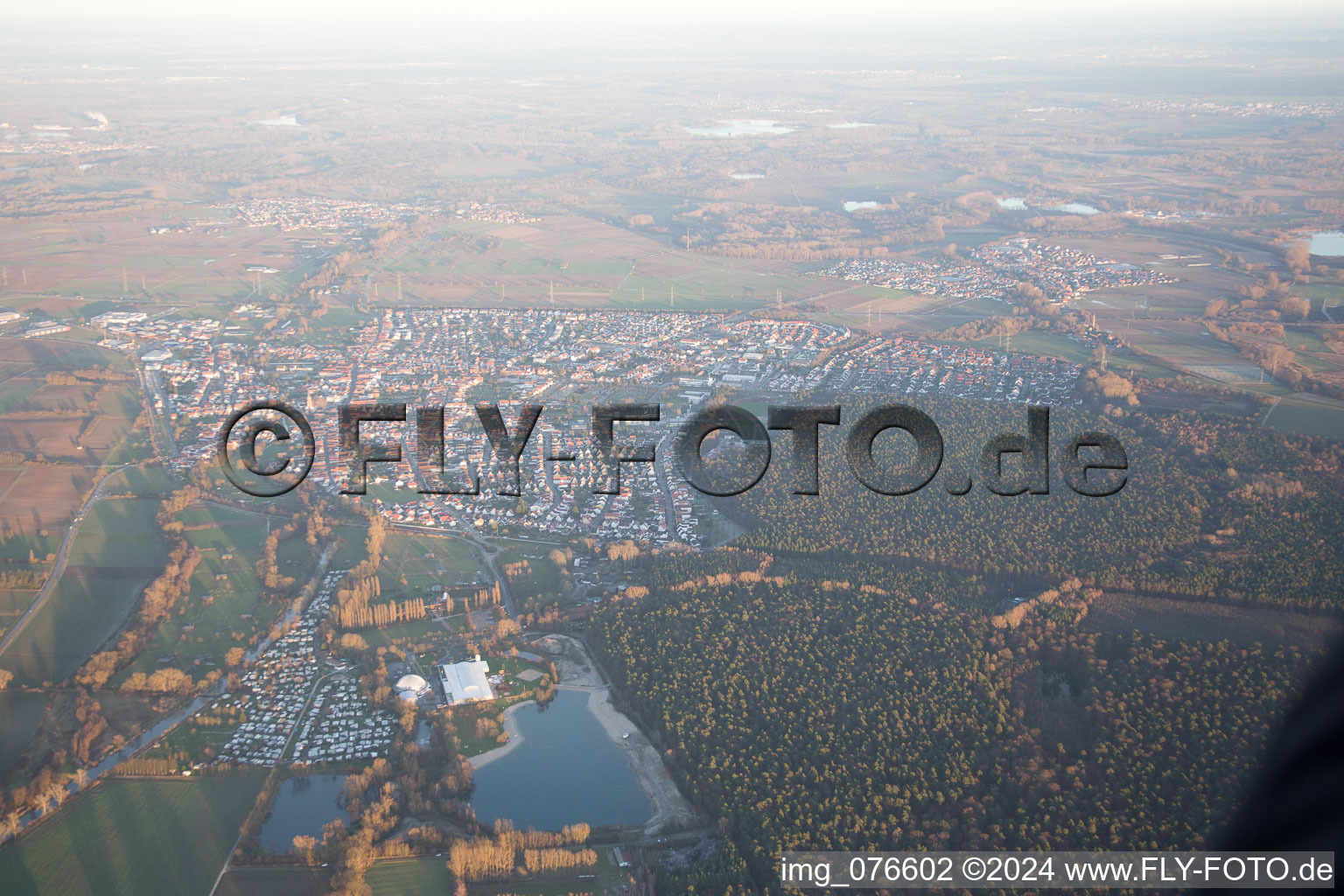 Photographie aérienne de Rülzheim dans le département Rhénanie-Palatinat, Allemagne