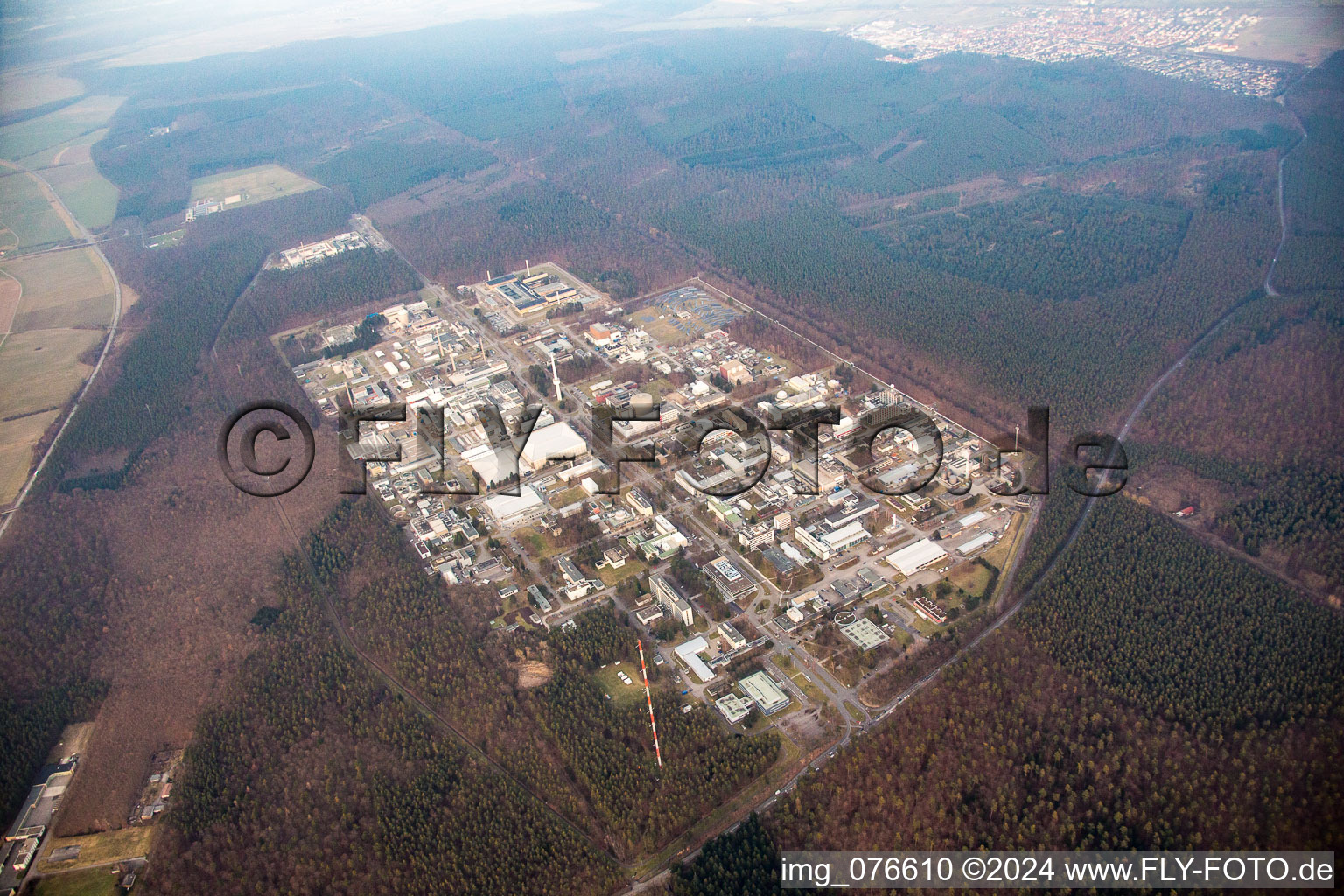 Vue aérienne de KIT Nord à le quartier Leopoldshafen in Eggenstein-Leopoldshafen dans le département Bade-Wurtemberg, Allemagne