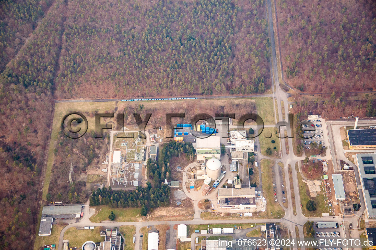 Vue oblique de Campus KIK Nord à le quartier Leopoldshafen in Eggenstein-Leopoldshafen dans le département Bade-Wurtemberg, Allemagne