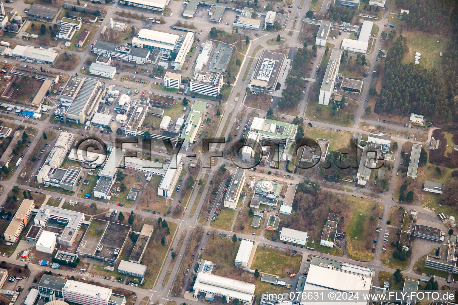 Campus KIK Nord à le quartier Leopoldshafen in Eggenstein-Leopoldshafen dans le département Bade-Wurtemberg, Allemagne vue d'en haut