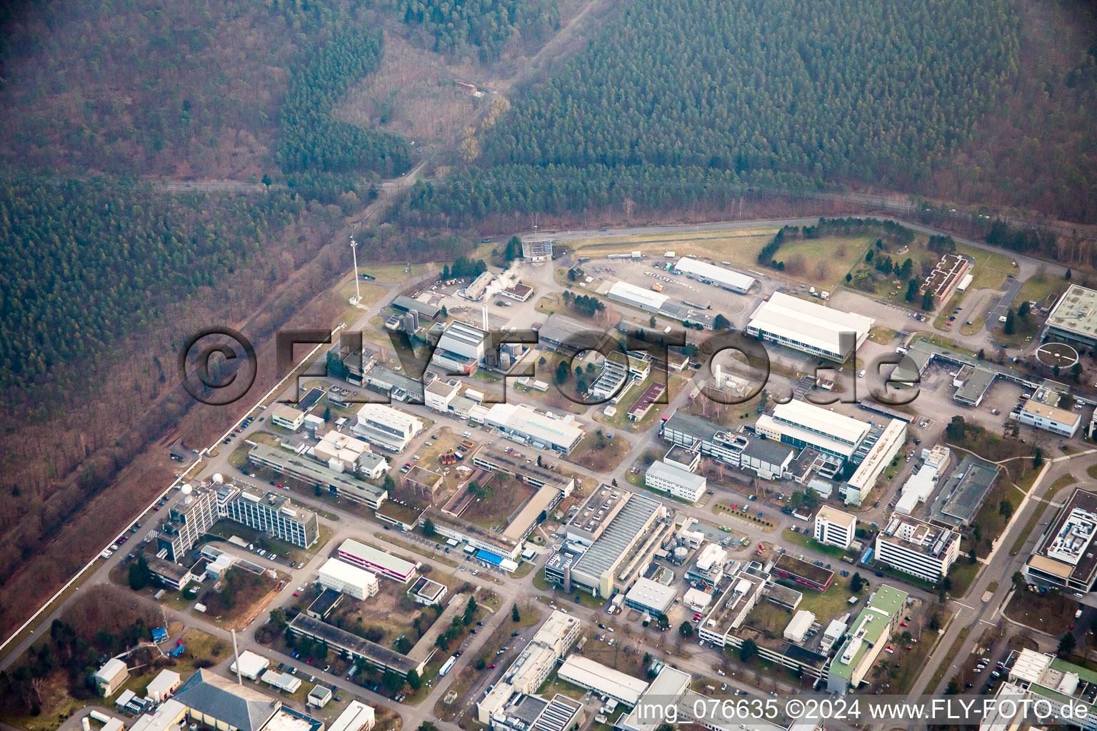 Enregistrement par drone de Campus KIK Nord à le quartier Leopoldshafen in Eggenstein-Leopoldshafen dans le département Bade-Wurtemberg, Allemagne