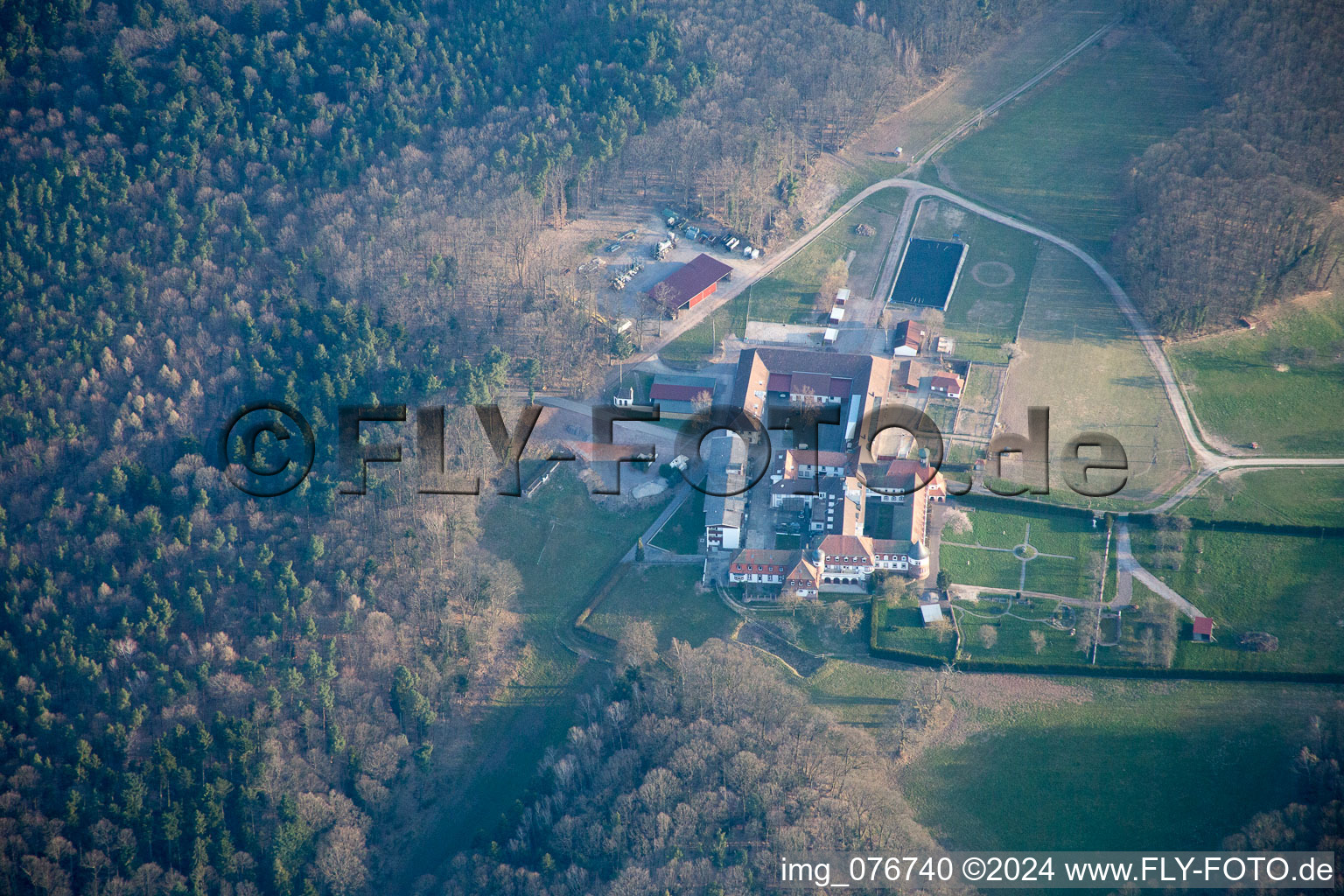 Bad Bergzabern dans le département Rhénanie-Palatinat, Allemagne depuis l'avion