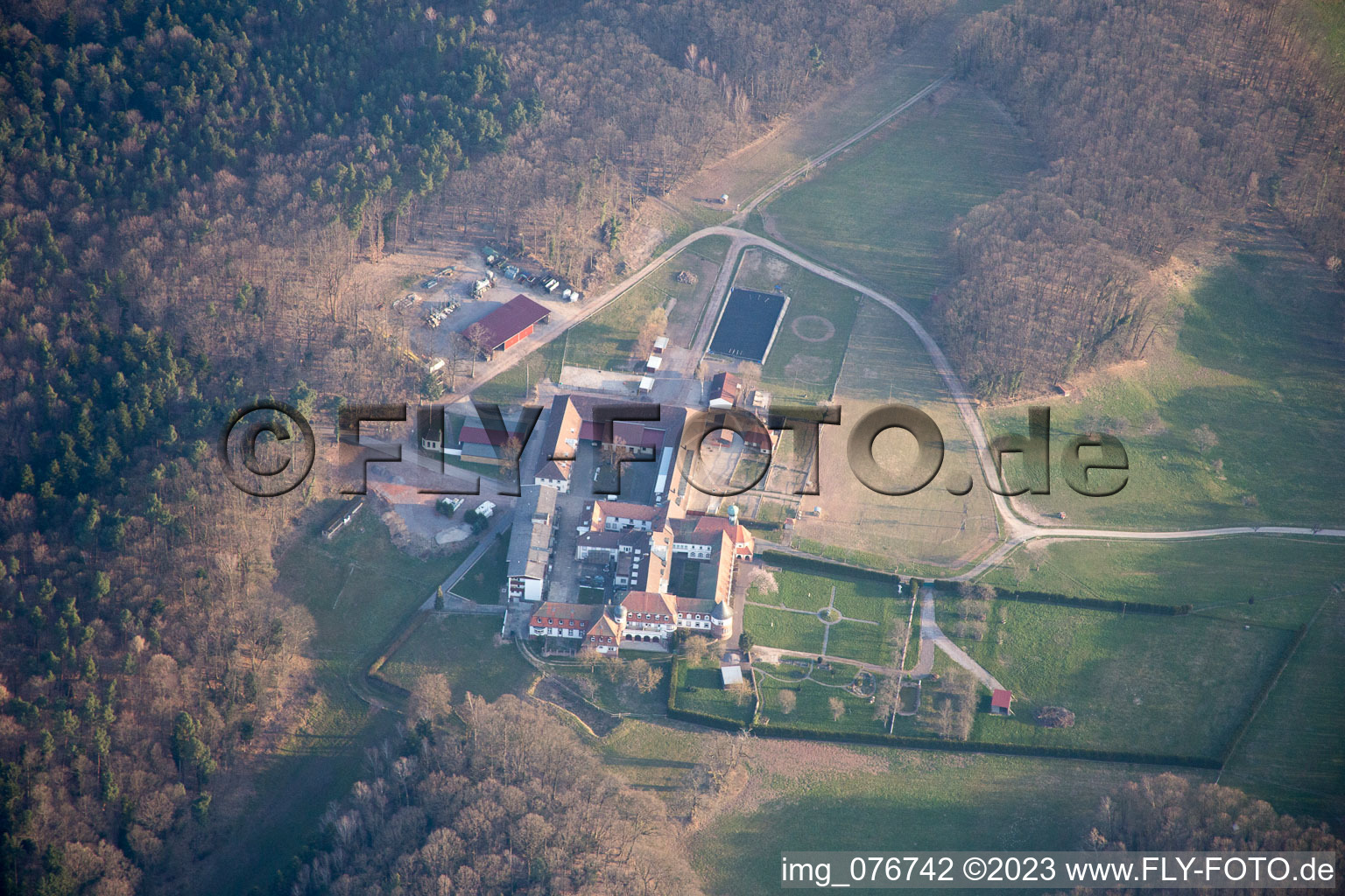 Bad Bergzabern dans le département Rhénanie-Palatinat, Allemagne vue du ciel