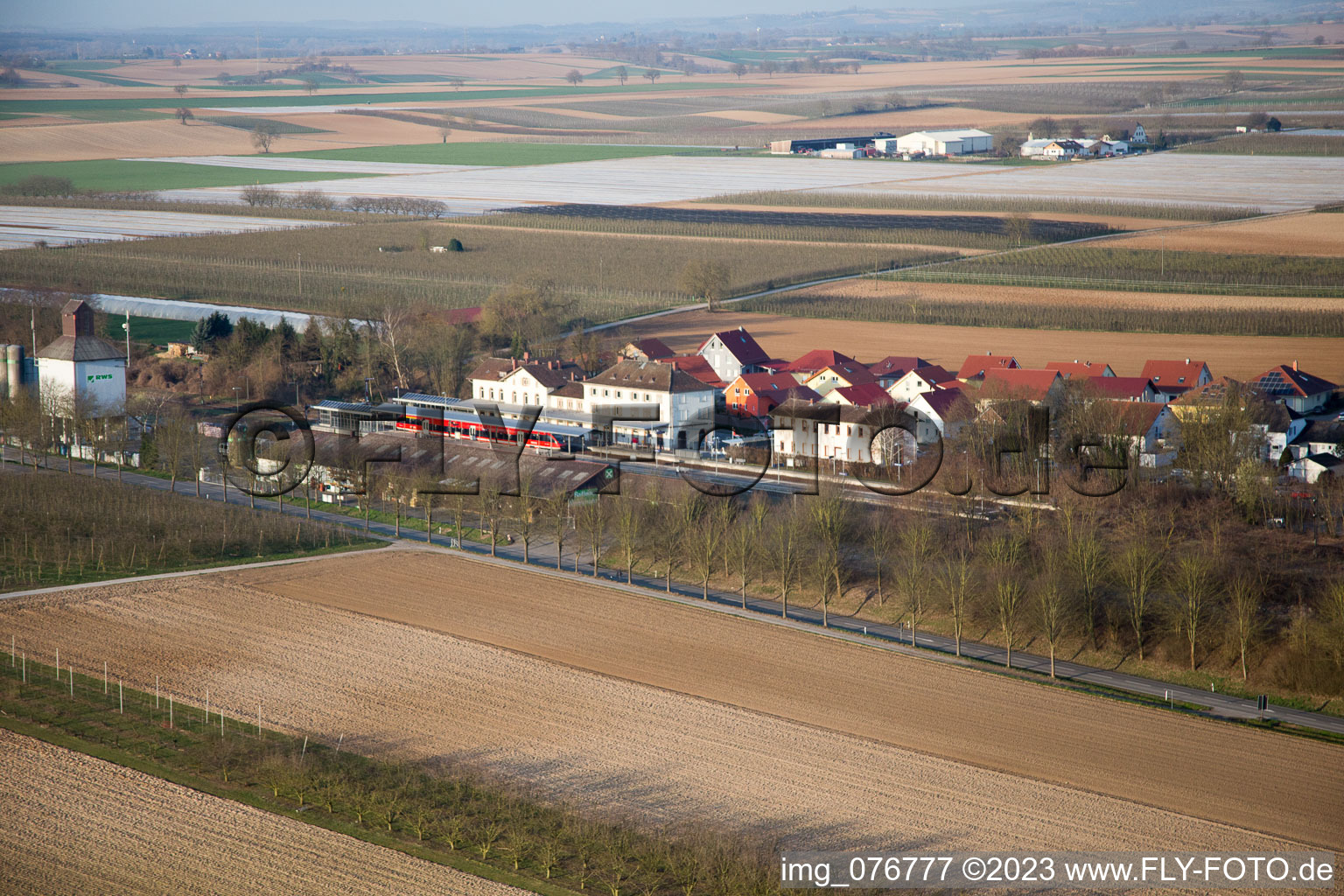 Winden dans le département Rhénanie-Palatinat, Allemagne vu d'un drone