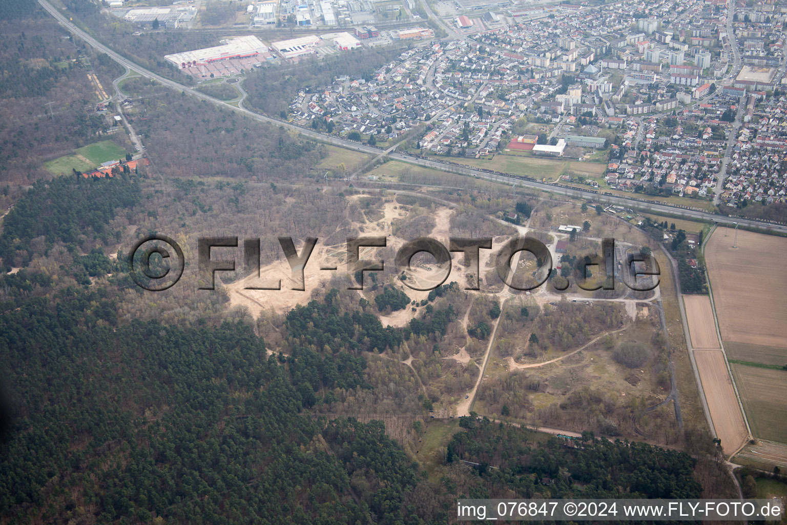 Speyer dans le département Rhénanie-Palatinat, Allemagne depuis l'avion