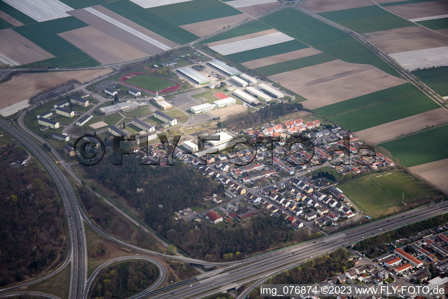 Vue aérienne de Forces armées à Speyer dans le département Rhénanie-Palatinat, Allemagne