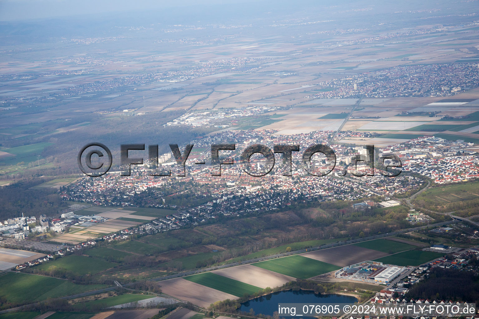 Vue aérienne de Limburgerhof dans le département Rhénanie-Palatinat, Allemagne