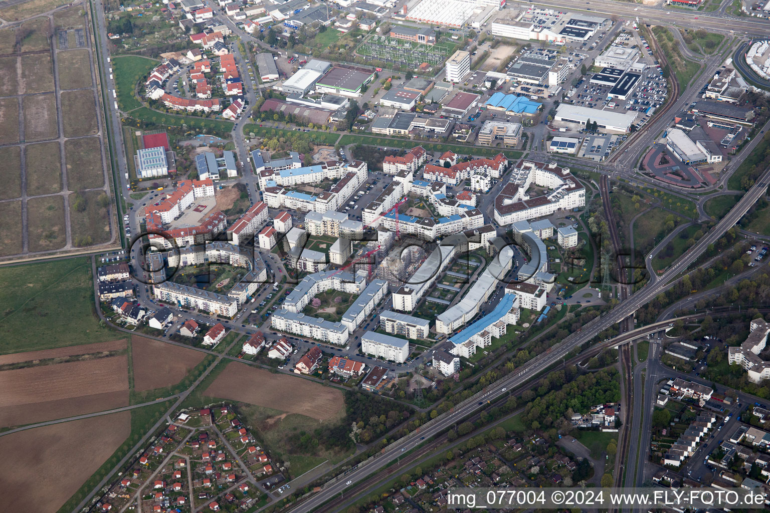 Vue aérienne de Bague Ida Dehmel à le quartier Käfertal in Mannheim dans le département Bade-Wurtemberg, Allemagne