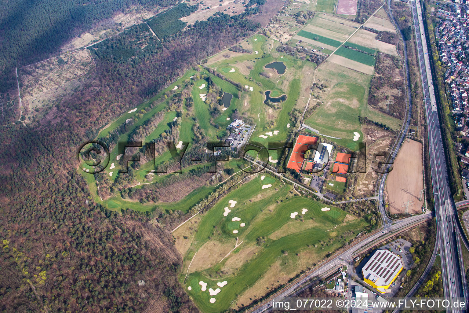 Vue aérienne de Club de Golf Mannheim-Viernheim 1930 eV à Viernheim dans le département Hesse, Allemagne