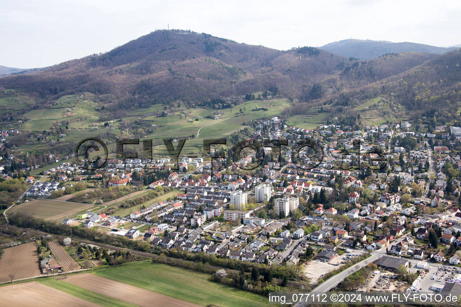 Quartier Auerbach in Bensheim dans le département Hesse, Allemagne depuis l'avion