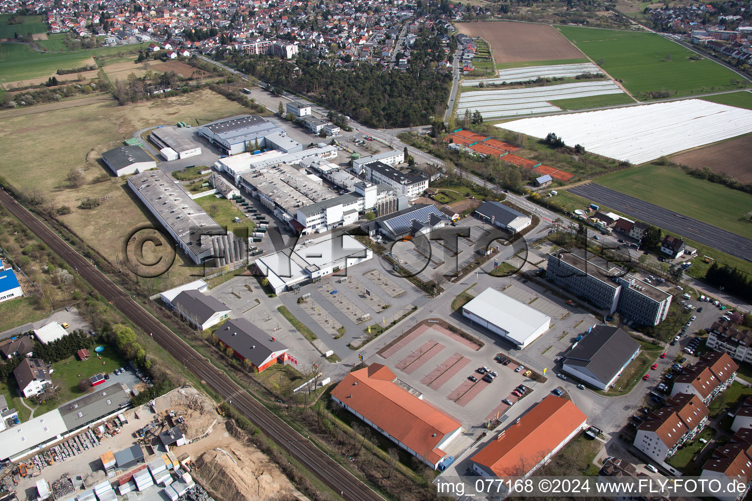 Alsbach-Hänlein, zone industrielle de Sandwiese à Alsbach-Hähnlein dans le département Hesse, Allemagne hors des airs