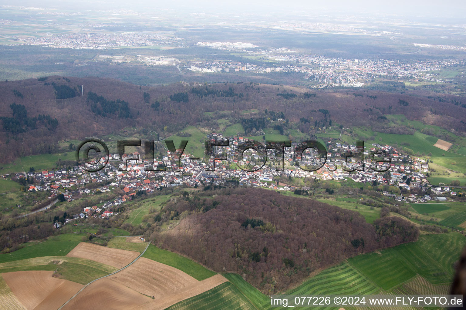 Vue aérienne de Quartier Nieder-Beerbach in Mühltal dans le département Hesse, Allemagne