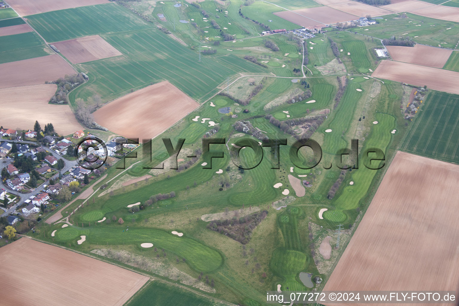 Vue aérienne de Terrain de golf à Groß-Zimmern dans le département Hesse, Allemagne