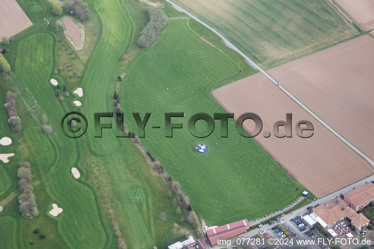 Vue oblique de Terrain de golf à Groß-Zimmern dans le département Hesse, Allemagne