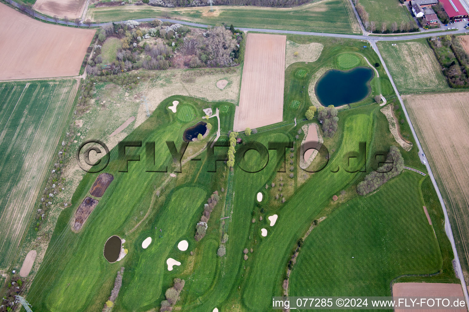 Photographie aérienne de Superficie du parcours de golf Golf Sport Park Groß-Zimmern à Groß-Zimmern dans le département Hesse, Allemagne