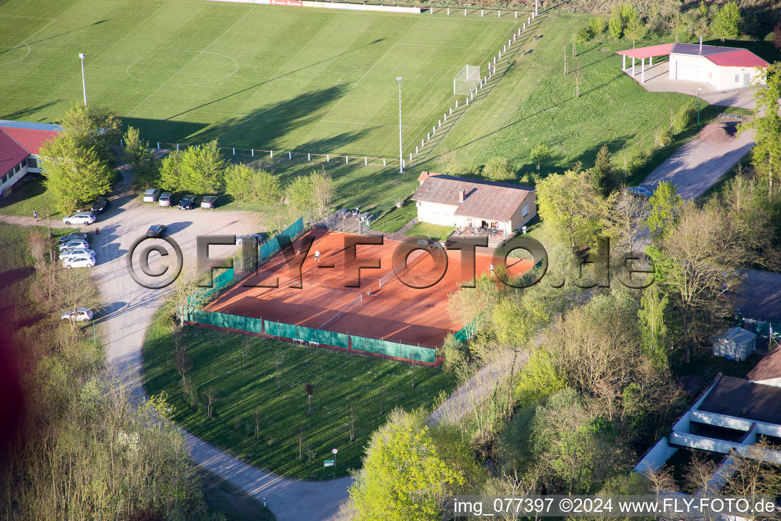 Vue d'oiseau de Steinweiler dans le département Rhénanie-Palatinat, Allemagne