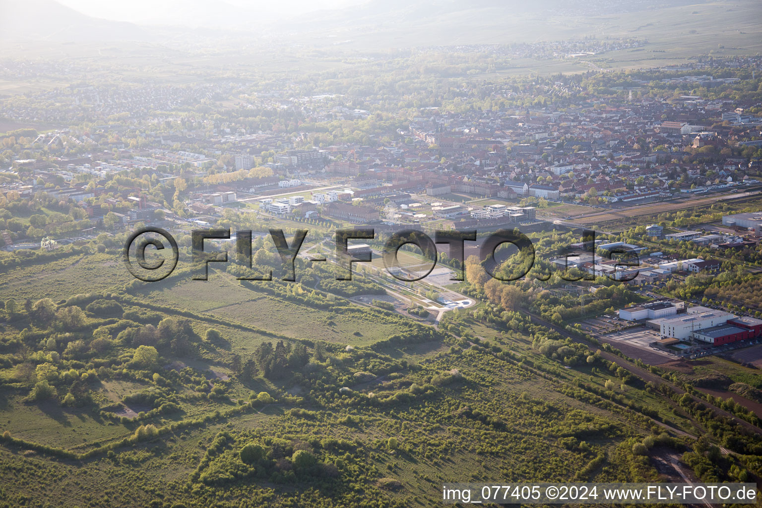 Landau in der Pfalz dans le département Rhénanie-Palatinat, Allemagne vue du ciel