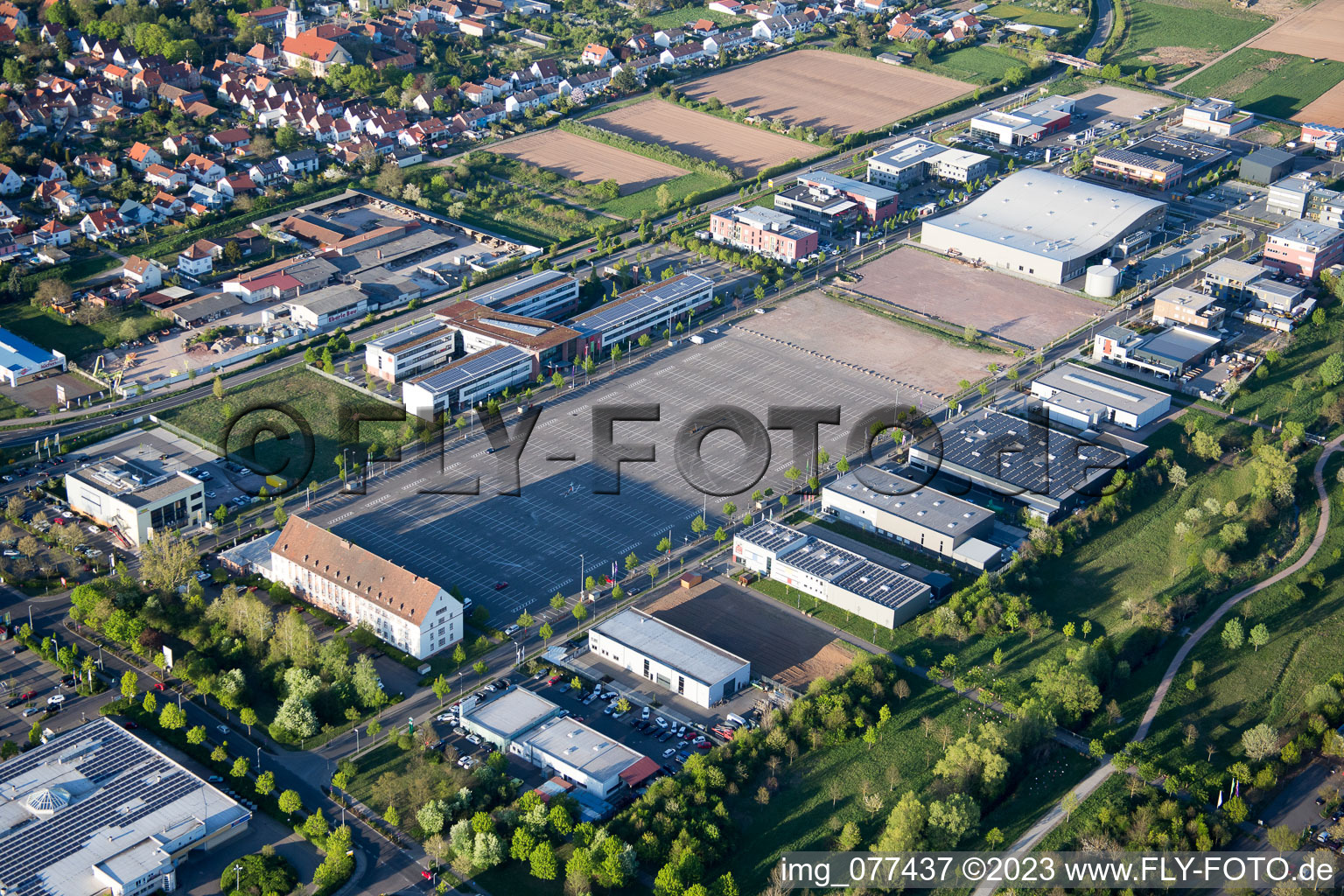 Quartier Queichheim in Landau in der Pfalz dans le département Rhénanie-Palatinat, Allemagne hors des airs