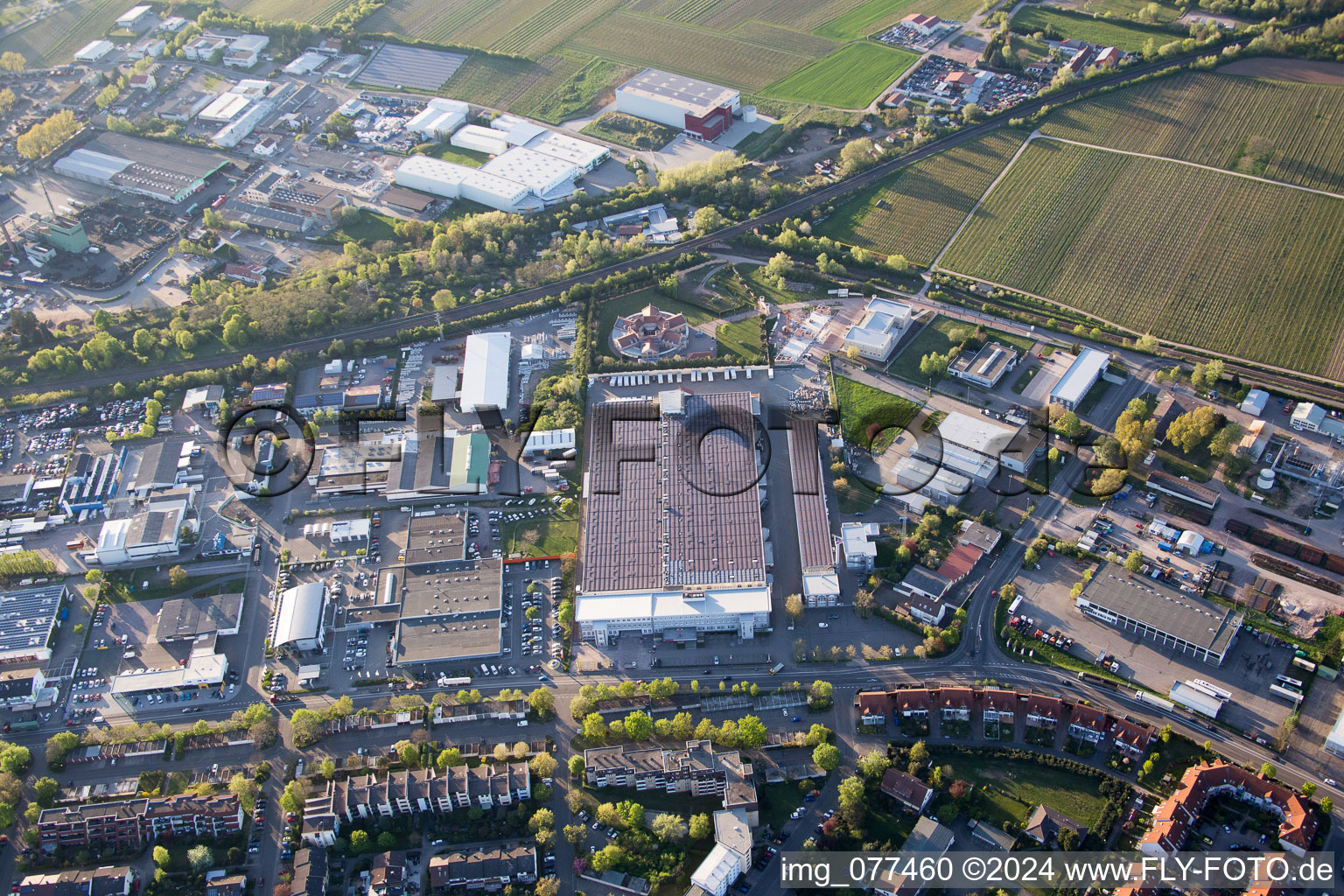 Vue aérienne de Zone industrielle du Nord à Landau in der Pfalz dans le département Rhénanie-Palatinat, Allemagne