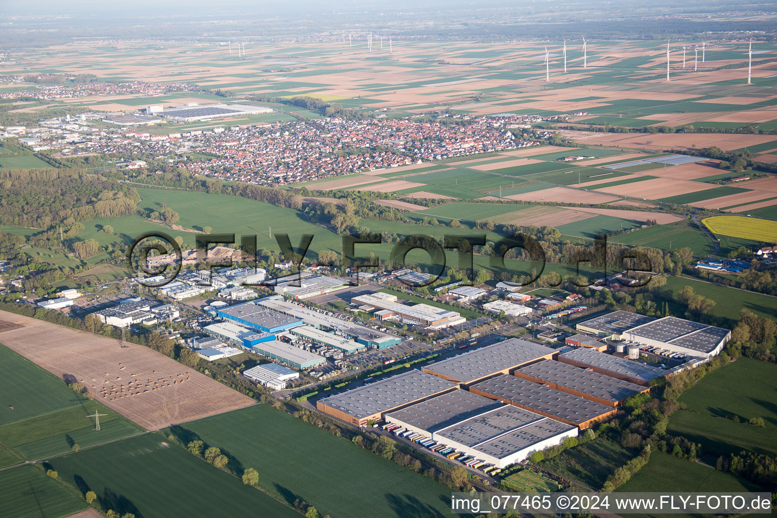 Vue aérienne de Zone industrielle de Landau-Ost à Landau in der Pfalz dans le département Rhénanie-Palatinat, Allemagne