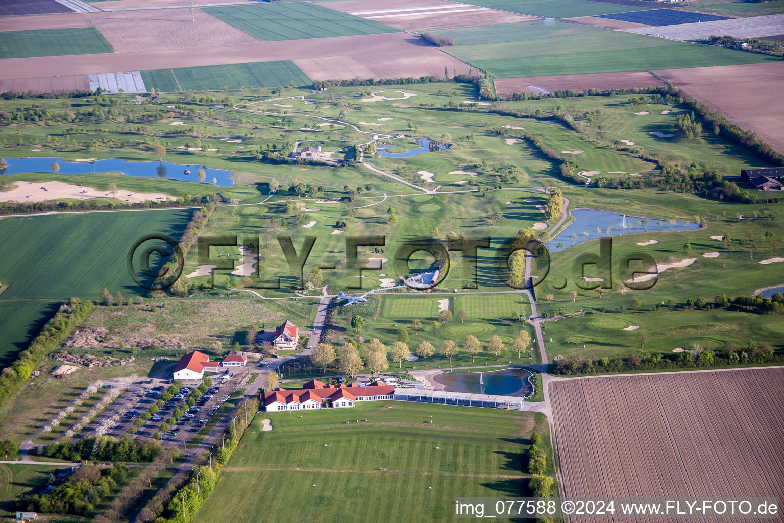 Vue aérienne de Superficie du parcours de golf Golfpark Biblis-Wattenheim *****GOLF absolu en Wattenheim à le quartier Wattenheim in Biblis dans le département Hesse, Allemagne