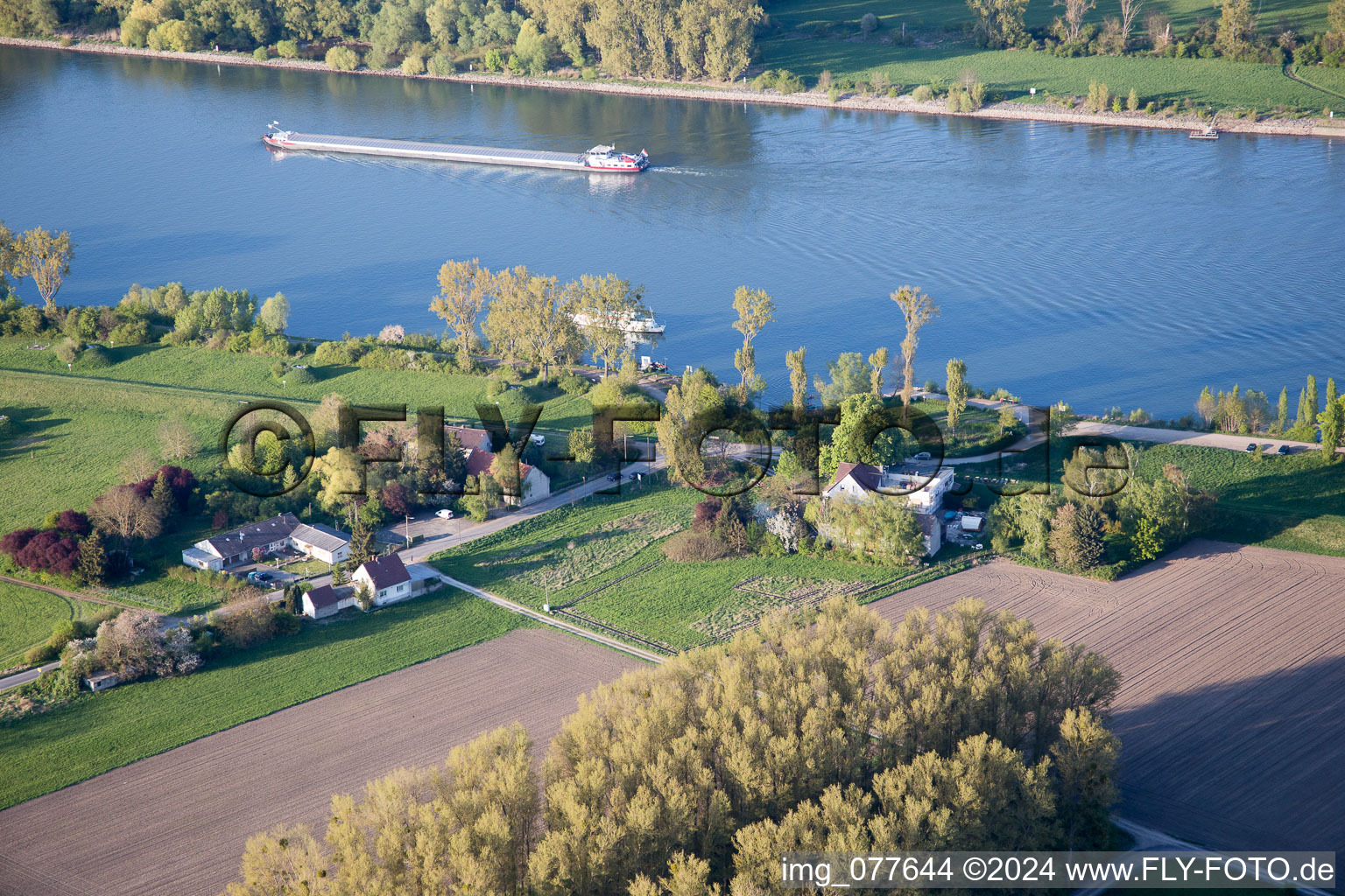 Gimbsheim dans le département Rhénanie-Palatinat, Allemagne d'en haut