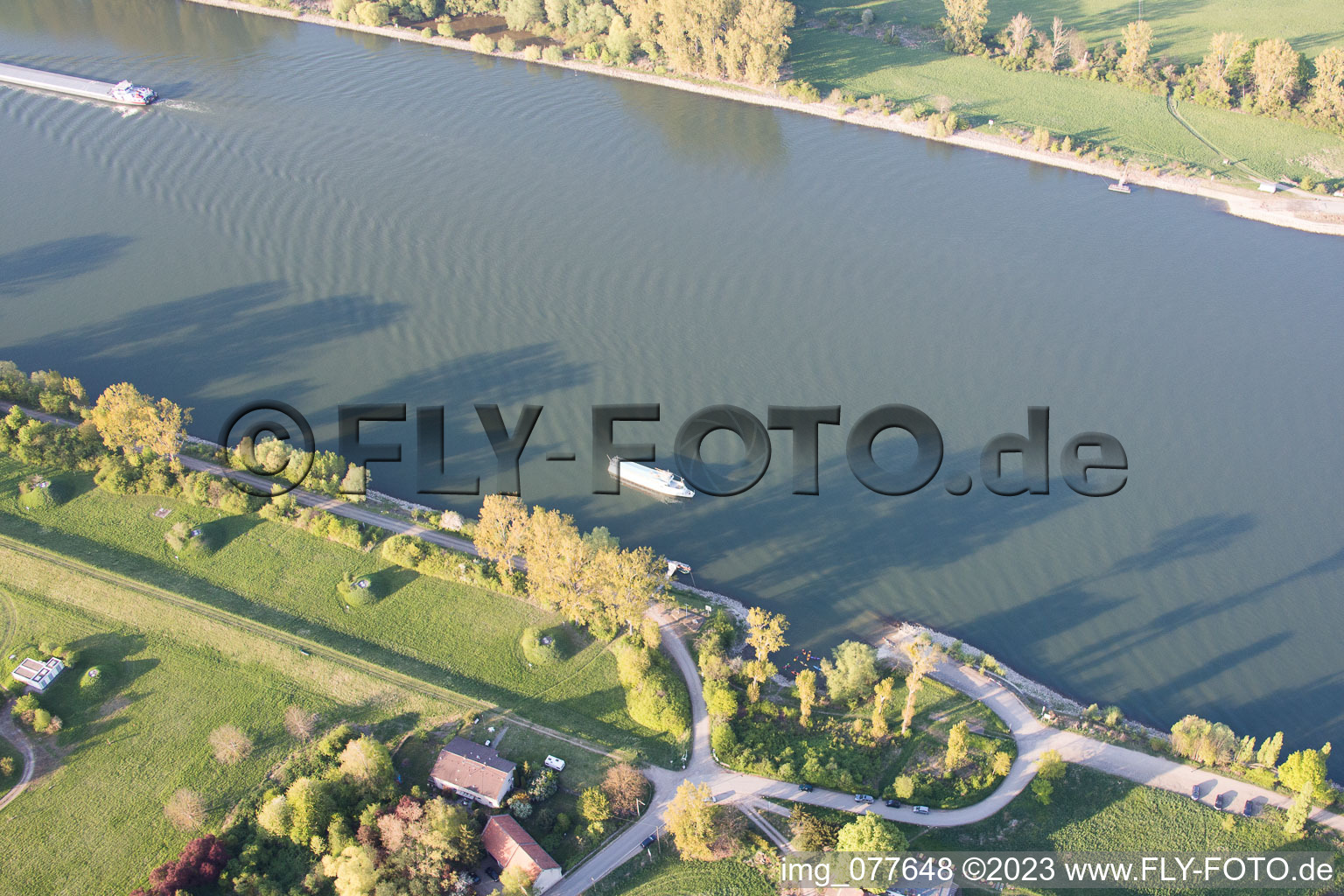 Photographie aérienne de Guntersblum dans le département Rhénanie-Palatinat, Allemagne