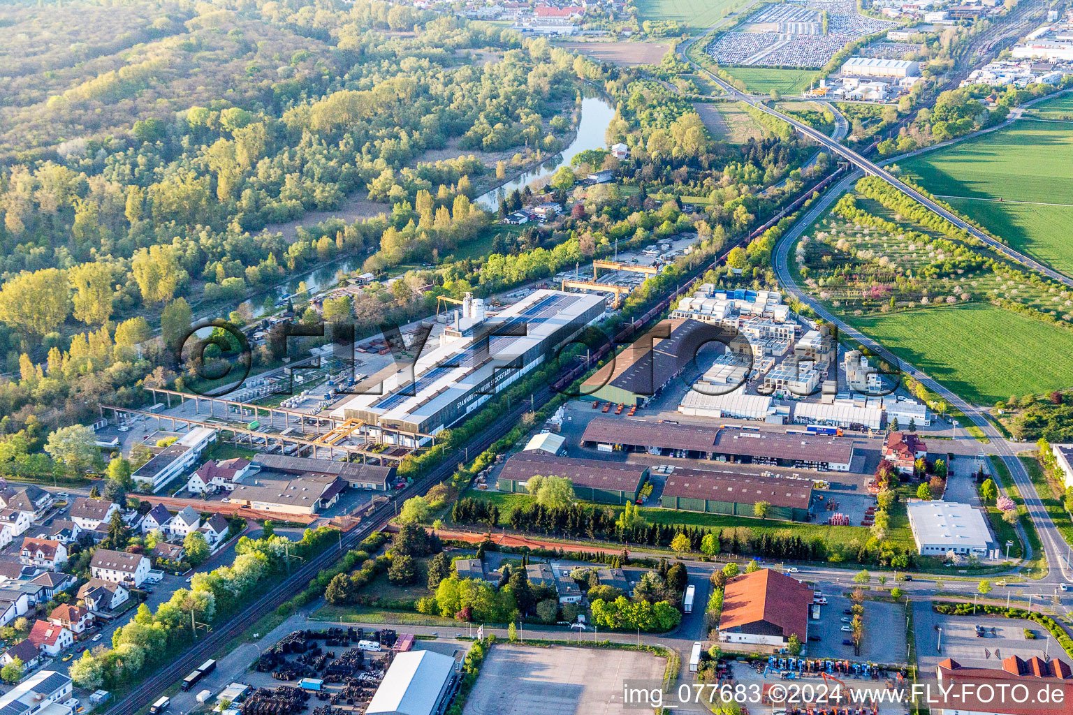 Photographie aérienne de Travaux en béton précontraint Finger Stockstadt GmbH & Co. KG à Stockstadt am Rhein dans le département Hesse, Allemagne