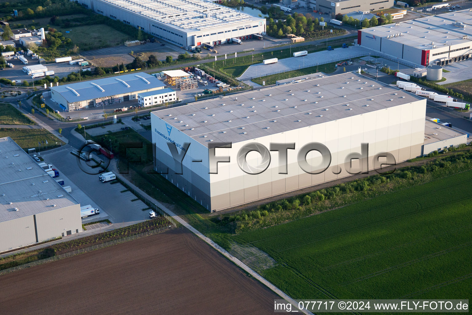 Photographie aérienne de Zone industrielle et commerciale NON chez Grieshaber Logistic Group AG à Biebesheim am Rhein dans le département Hesse, Allemagne