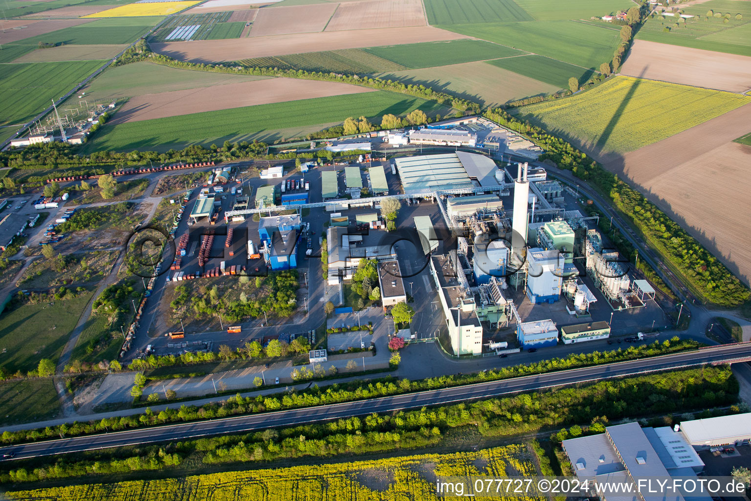 Vue aérienne de Zone industrielle et commerciale PAS DE LUI à Biebesheim am Rhein dans le département Hesse, Allemagne