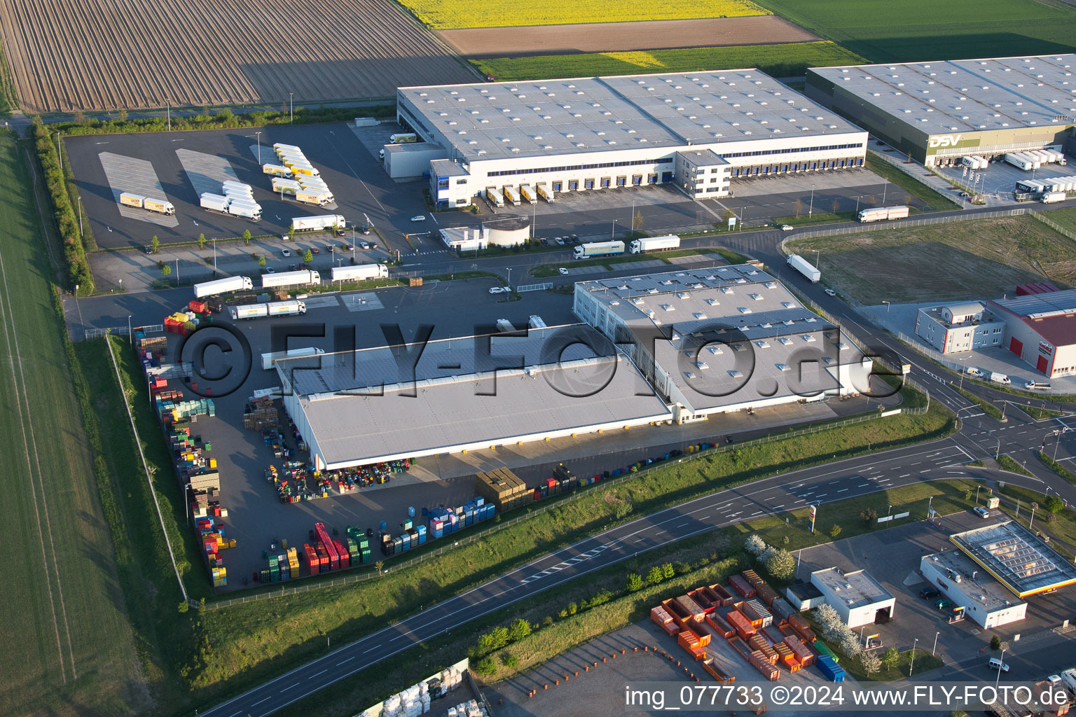 Vue oblique de Gernsheim dans le département Hesse, Allemagne