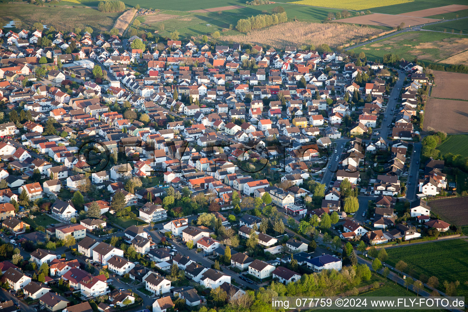 Vue oblique de Alsbach-Hähnlein dans le département Hesse, Allemagne