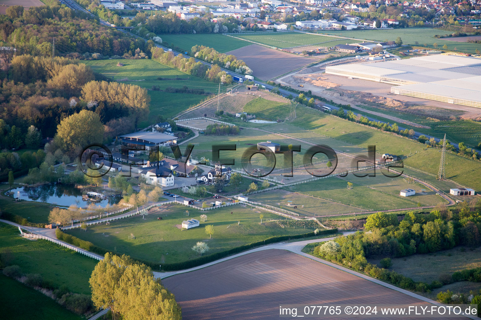 Alsbach-Hähnlein dans le département Hesse, Allemagne depuis l'avion