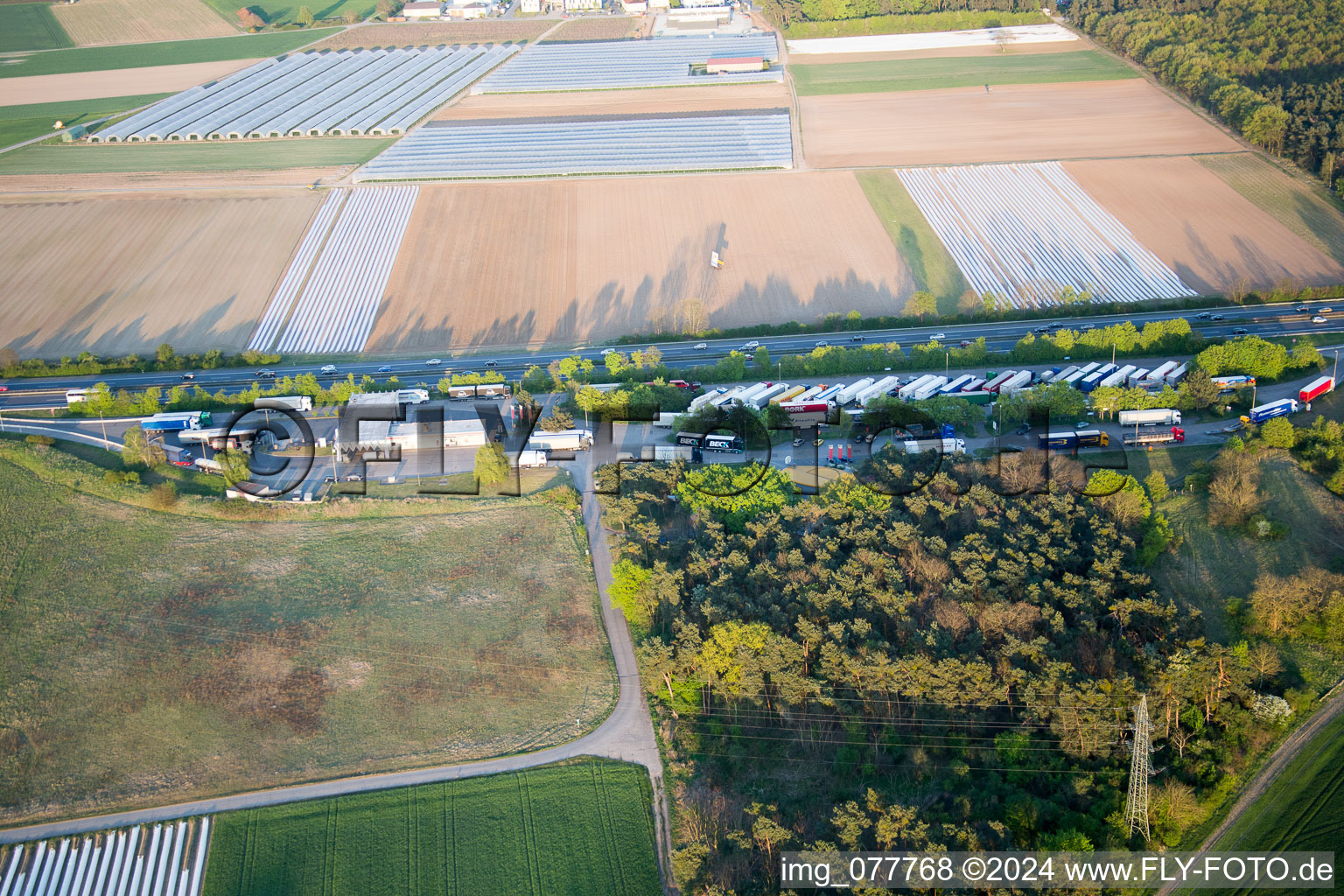 Enregistrement par drone de Alsbach-Hähnlein dans le département Hesse, Allemagne