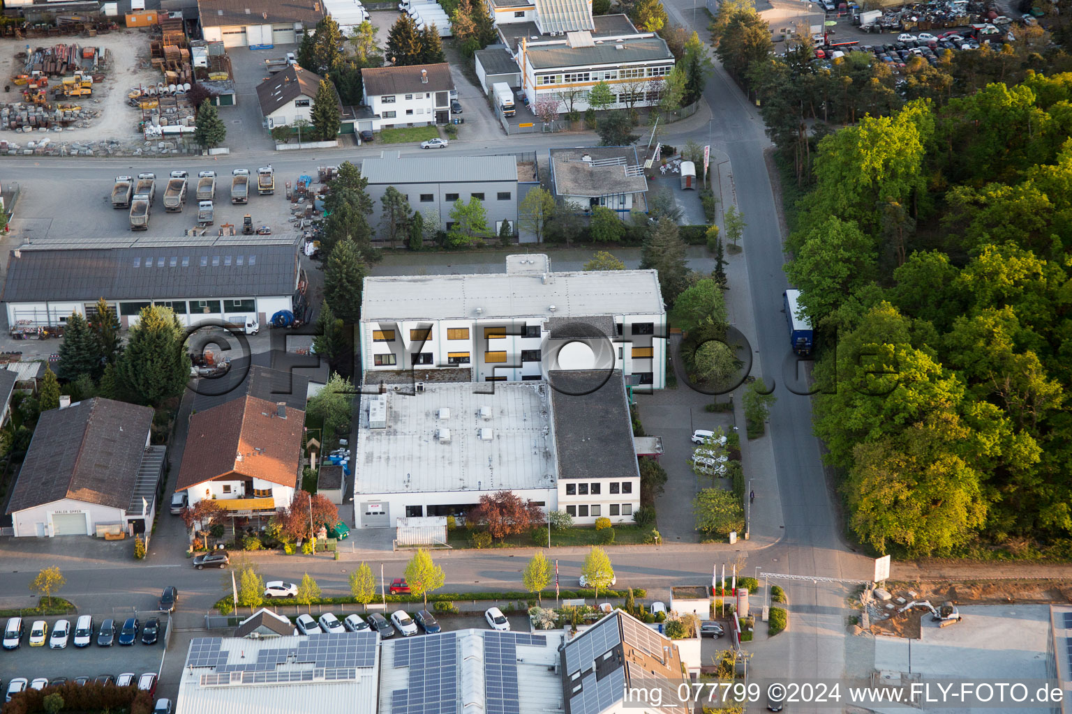 Alsbach-Hänlein, zone industrielle de Sandwiese à Alsbach-Hähnlein dans le département Hesse, Allemagne vue du ciel