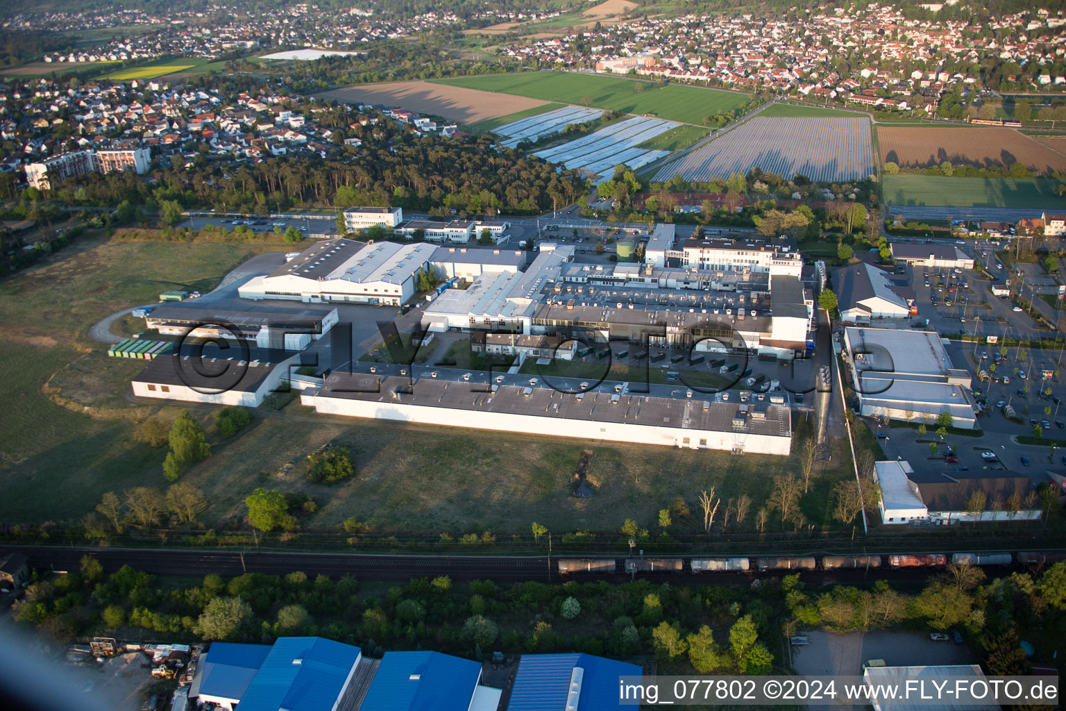 Image drone de Alsbach-Hänlein, zone industrielle de Sandwiese à Alsbach-Hähnlein dans le département Hesse, Allemagne