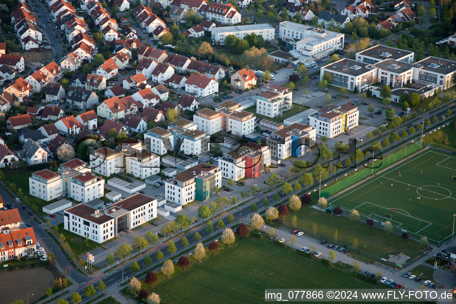 Vue aérienne de Périphéries et zones résidentielles périphériques du quartier d'Auerbach à Bensheim dans le département Hesse, Allemagne