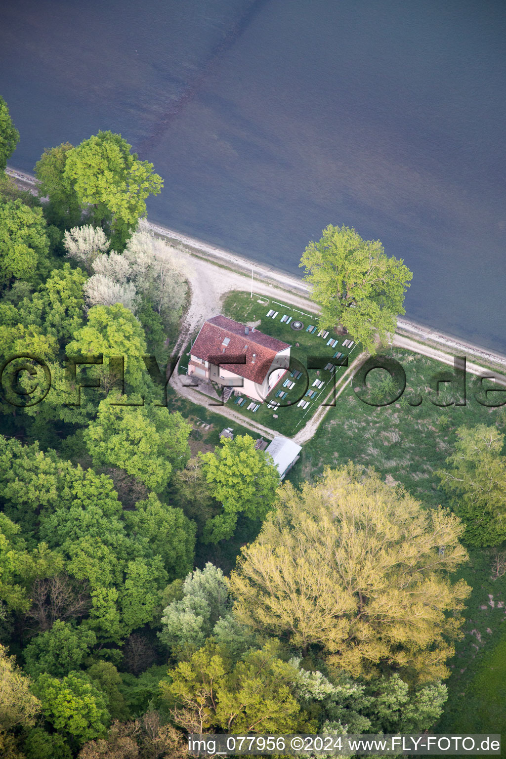 Quartier Maximiliansau in Wörth am Rhein dans le département Rhénanie-Palatinat, Allemagne d'en haut