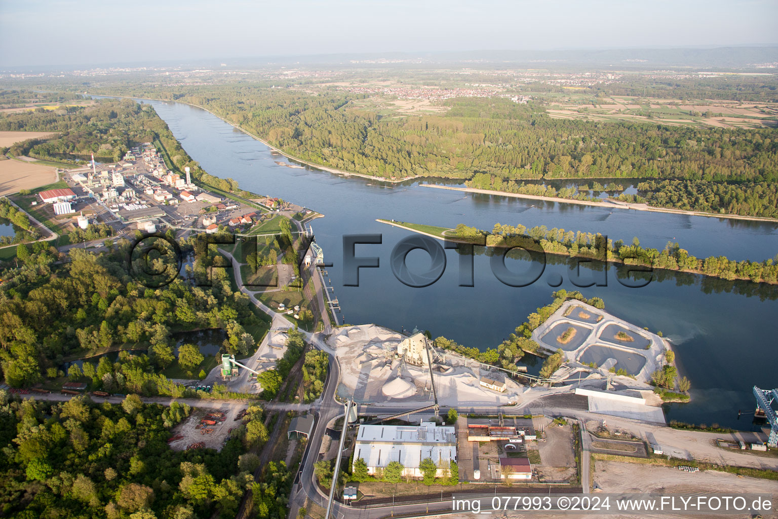 Enregistrement par drone de Lauterbourg dans le département Bas Rhin, France