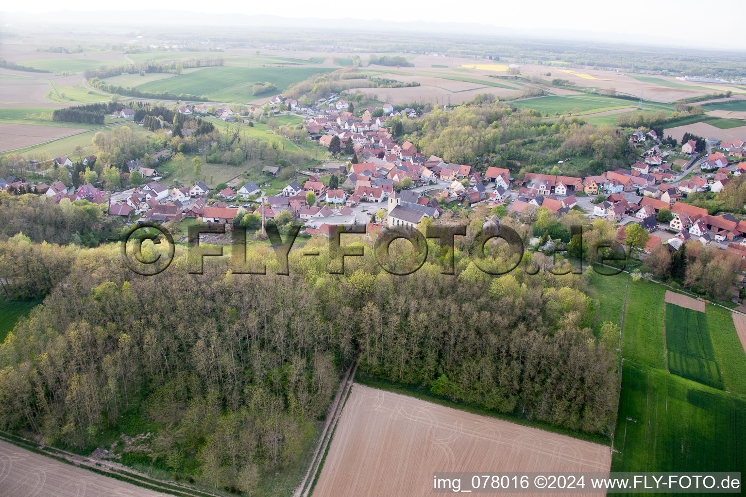 Neewiller-près-Lauterbourg dans le département Bas Rhin, France hors des airs