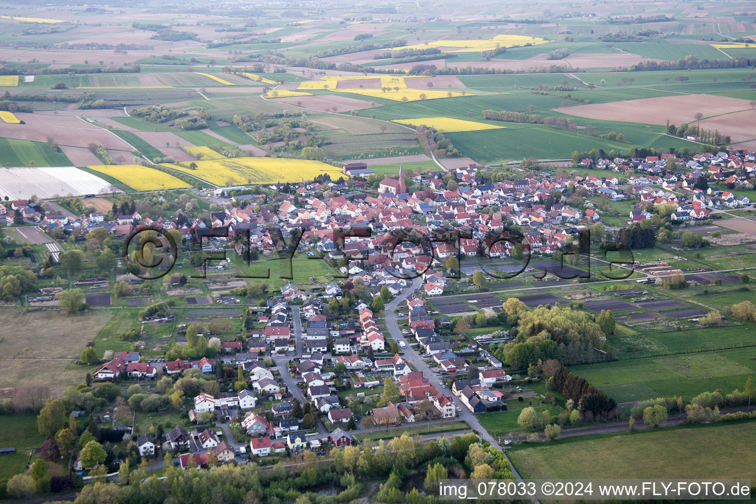 Image drone de Kapsweyer dans le département Rhénanie-Palatinat, Allemagne