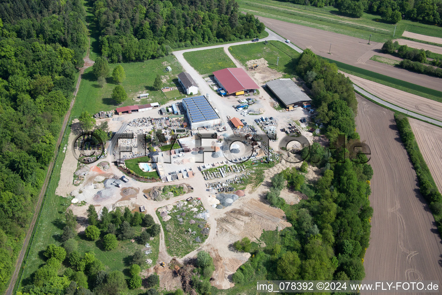 Image drone de Aménagement paysager et jardin du Palatinum à Hagenbach dans le département Rhénanie-Palatinat, Allemagne