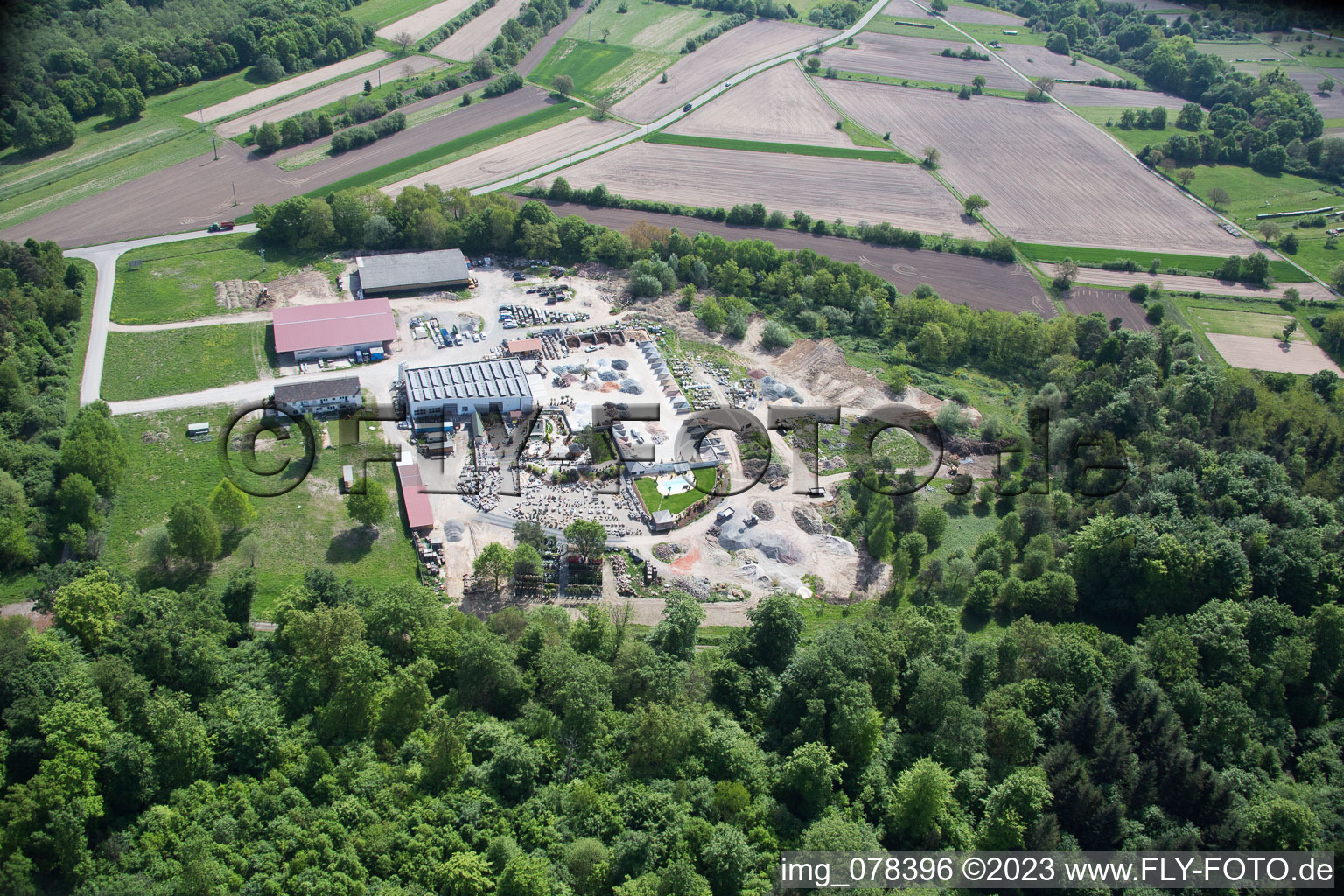Vue aérienne de Aménagement paysager et jardin du Palatinum à Hagenbach dans le département Rhénanie-Palatinat, Allemagne
